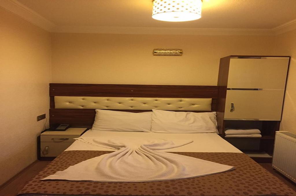 קוניה Mesnevi Hotel חדר תמונה